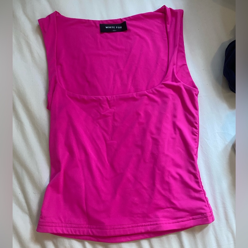 NWOT White Fox XS Skims Like Neon Pink Top